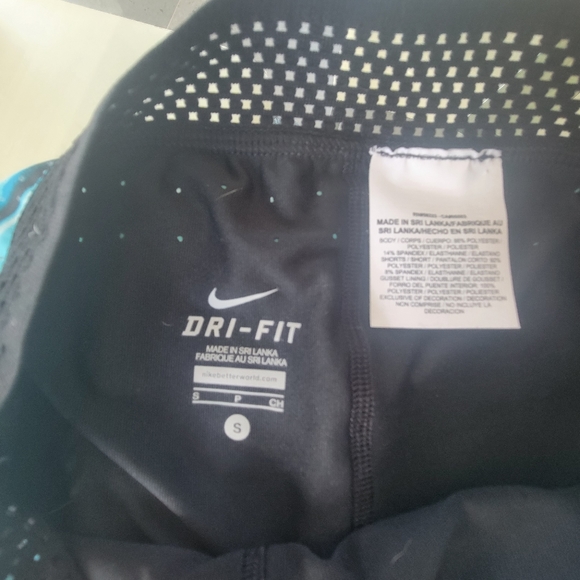 Skirt shorts nike dry fit - Picture 2 of 3